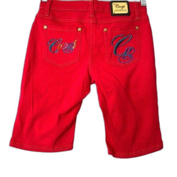 COOGI Bermuda Shorts Women 5 / 6 Red Embroidered Pocket Casual Going-out Outdoor - Picture 1 of 13